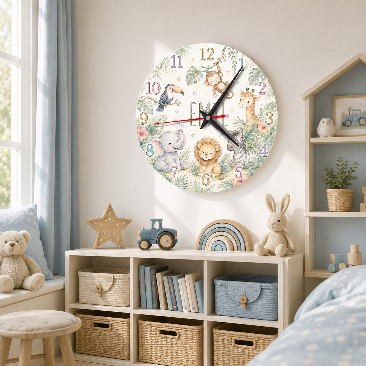 Silent wall clock for children with jungle animal pattern