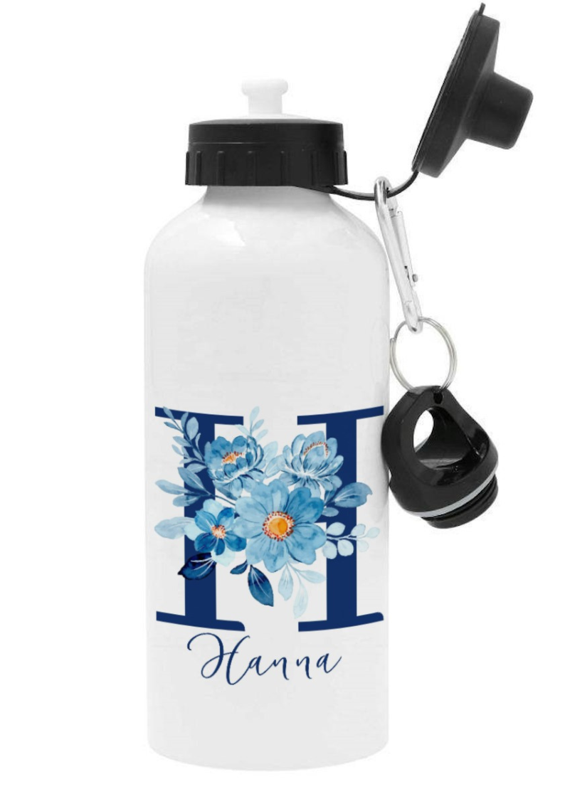 Personlig vattenflaska med namn - Blå blommig - DalaStil