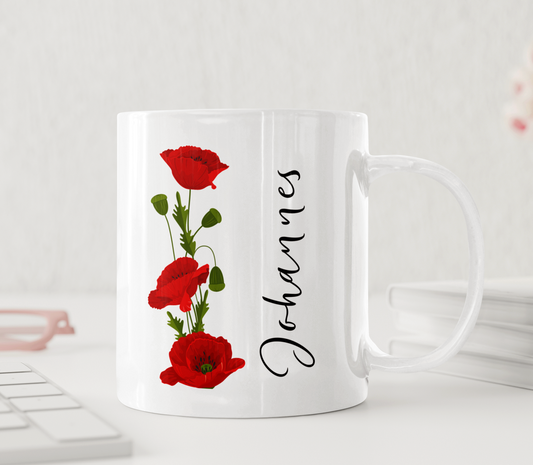Personalisierte Tasse mit Namen und roten Mohnblumen – stilvolles Blumengeschenk
