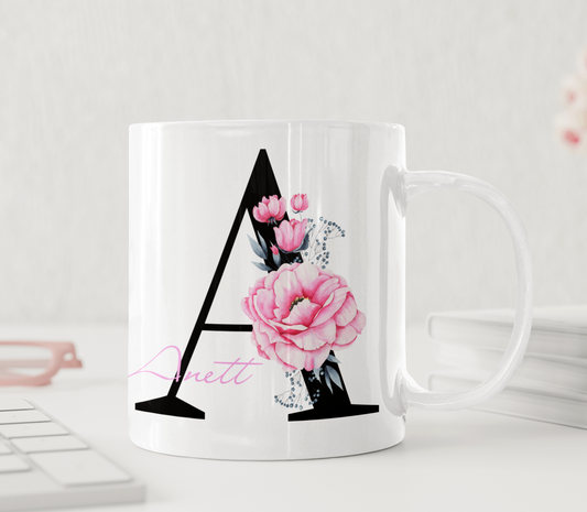 Personalisierte Tasse mit Namen und rosa Blumen - romantische Blumentasse