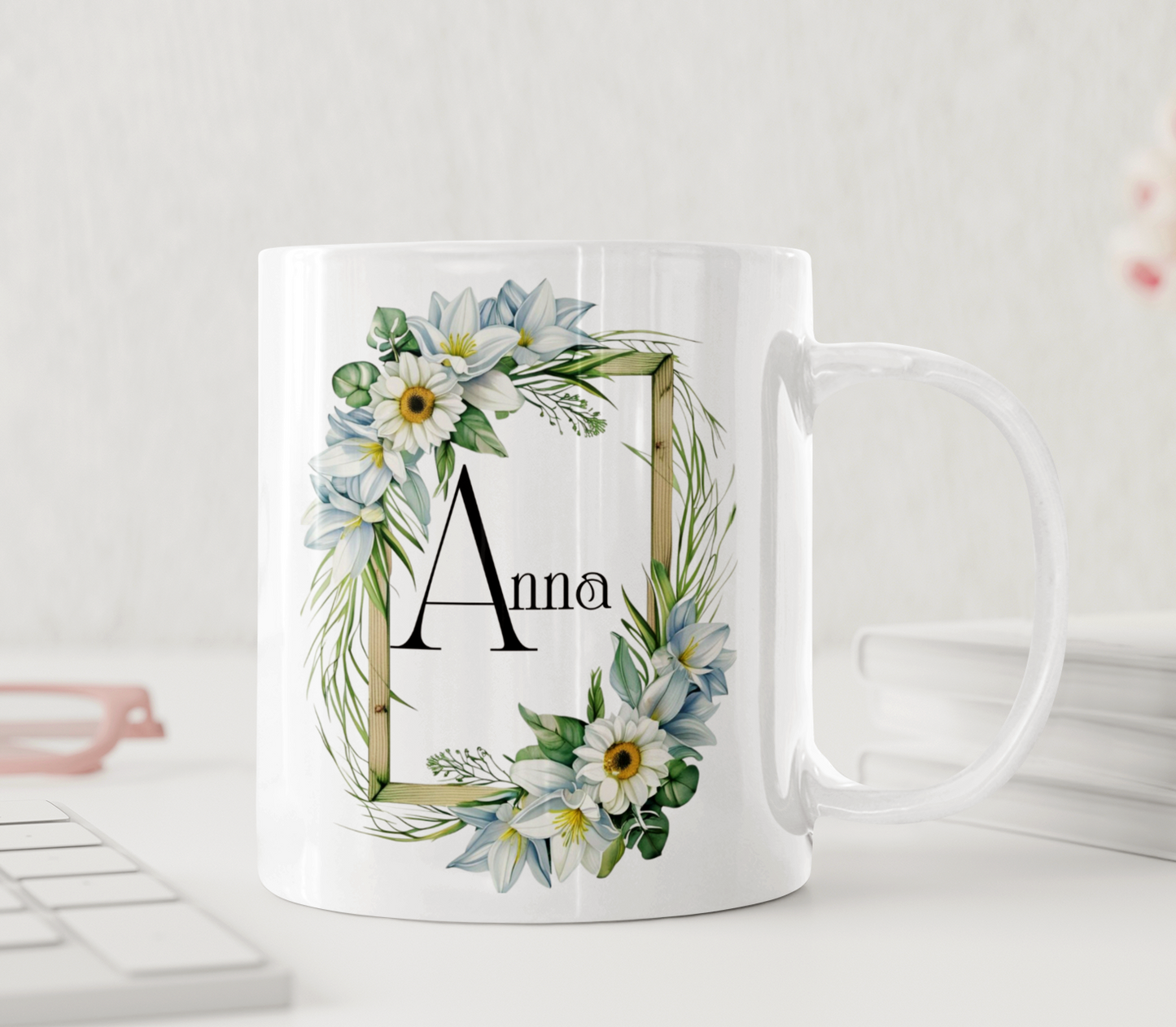 Personalisierte Tasse mit Namen? Blumenmuster-Kaffeetasse im klassischen Stil