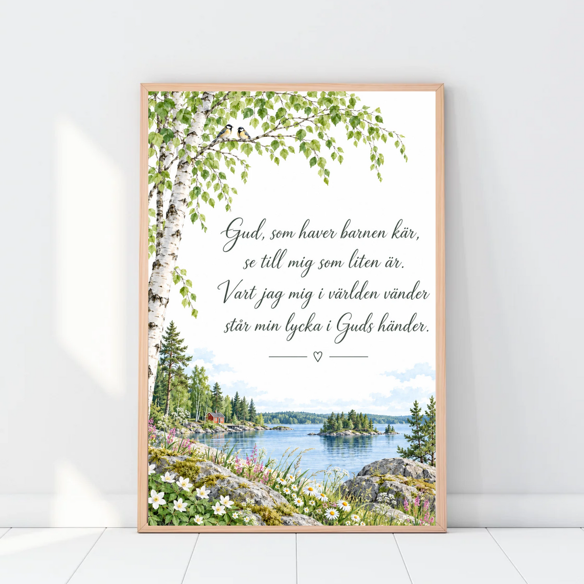 Doptavla med Gud som haver barnen kär och svensk sommarnatur i ljus ram mot vit vägg